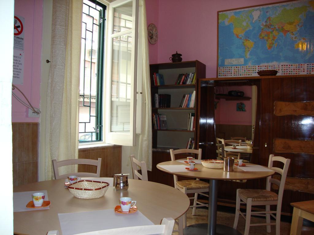 La Maison Des Livres Reggio di Calabria Eksteriør bilde